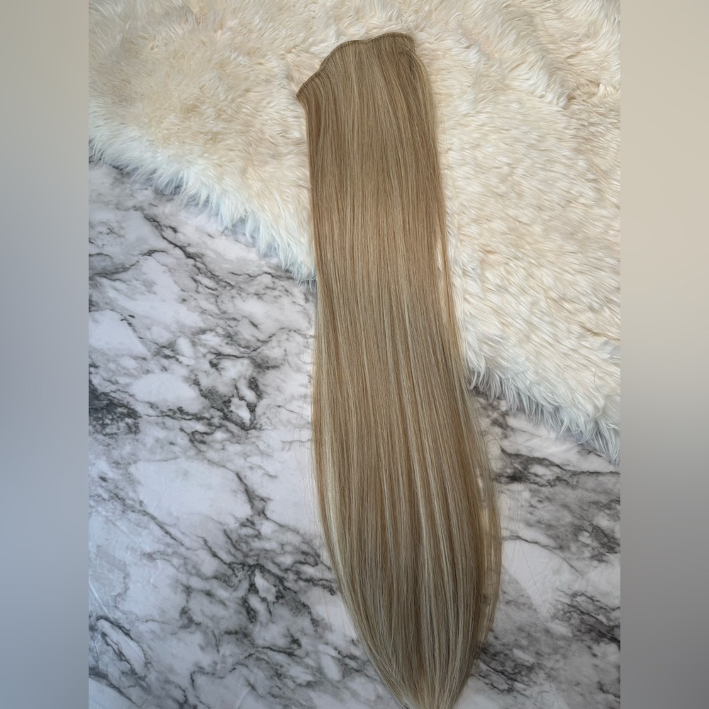 Human hair blend 24 in Blonde with Highlights Straight long Hair‎ Extensions - Picture 5 of 9